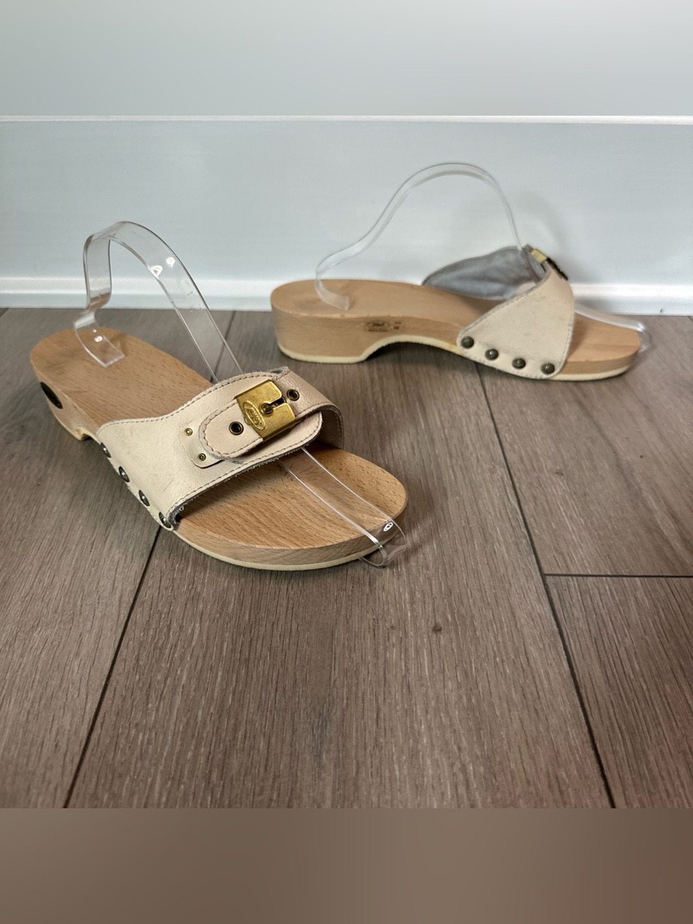 Vtg Dr. Scholls Women’s Size 10 Original Wooden Buckle Slide Sandal Clog Beige